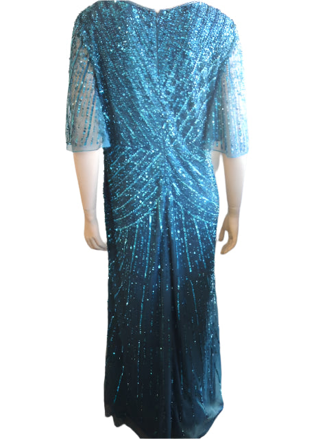 Layla Jones long dress (Emerald Only)