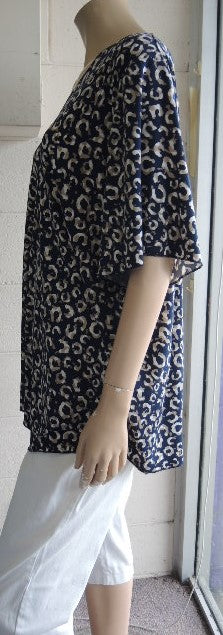 Shelz Stretch V Neck Top