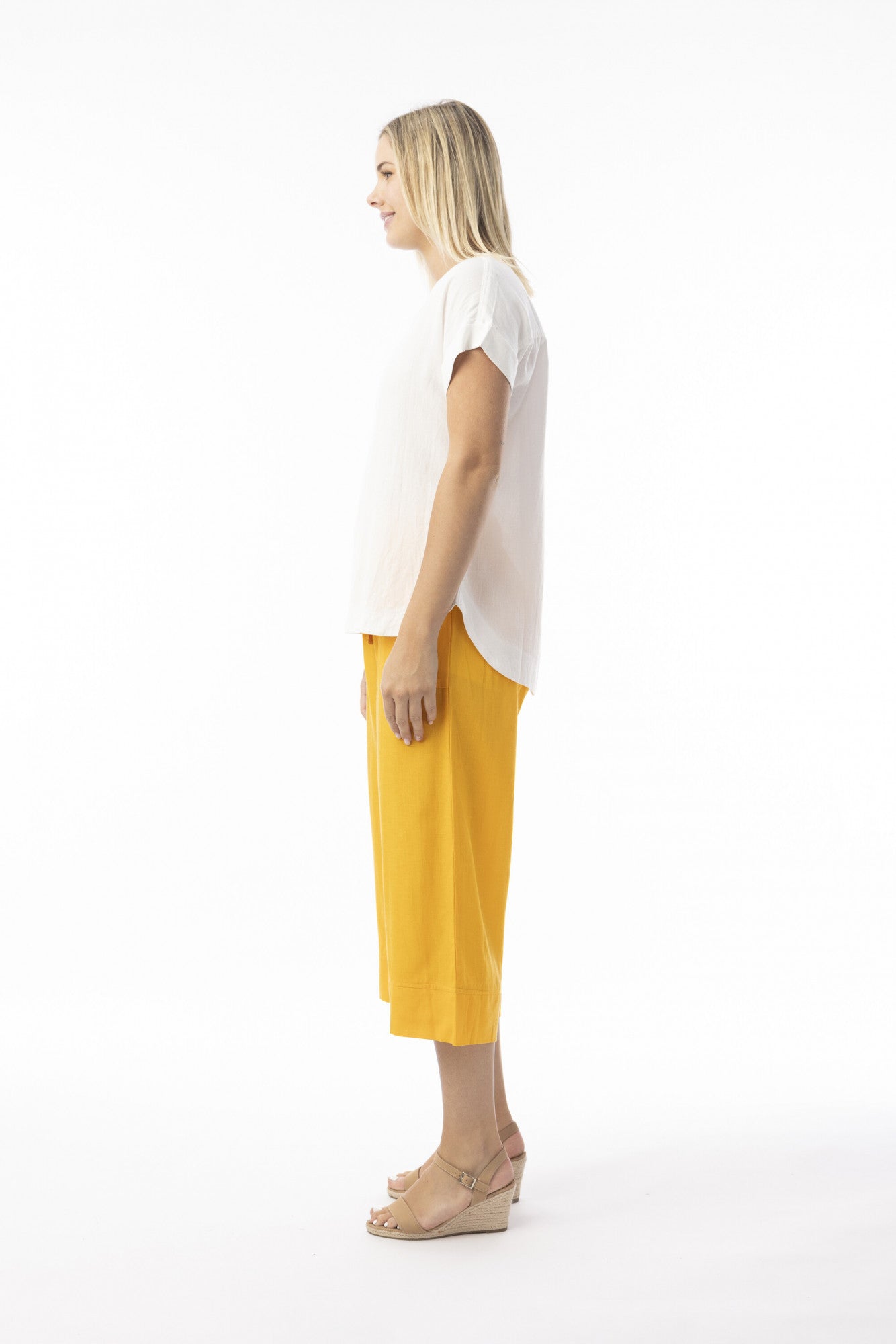 Orientique Linen Essentials Pants