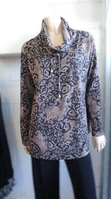 Party Girl Warmer Feel Stretch Top