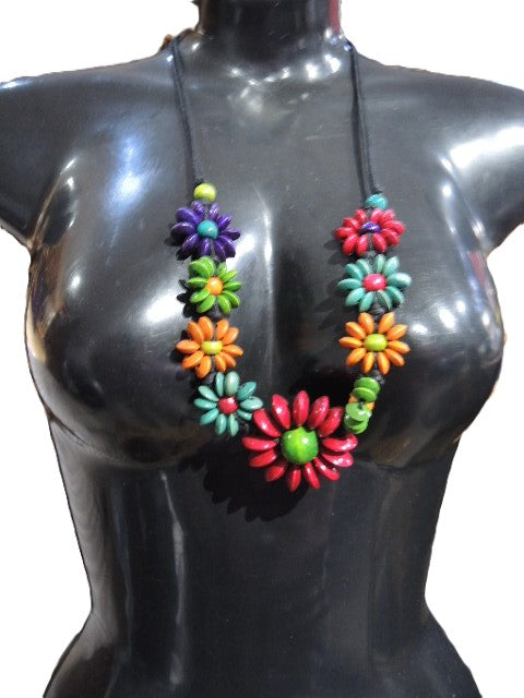 Daisy Necklace