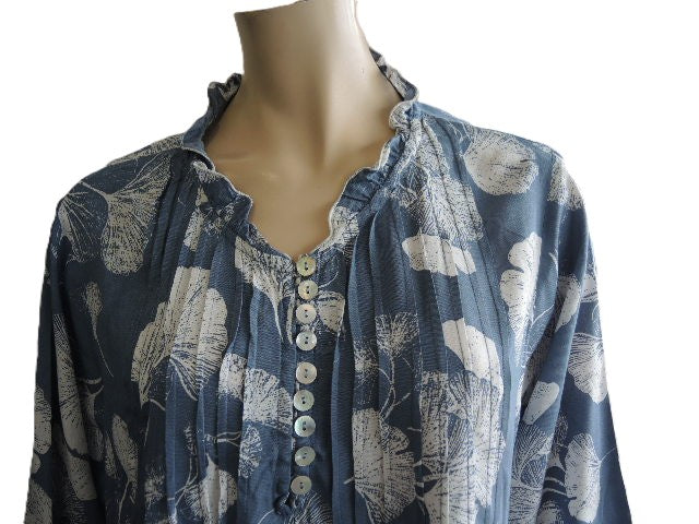 Plusss Rayon Frilled Neck Top