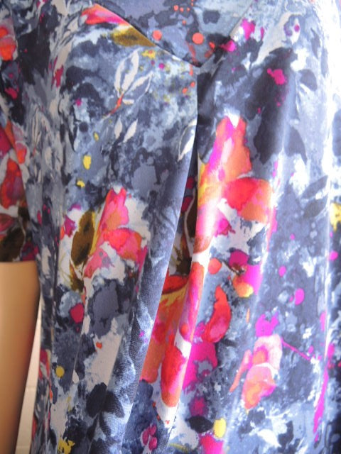 Shelz Stretch V neck Top