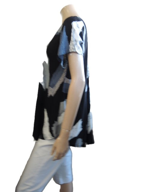 Crinkle Rayon Top (Fits up to a size 18)