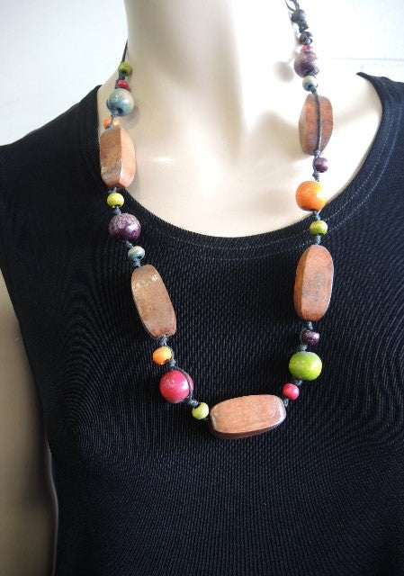 Adjustable length wooden bead necklace