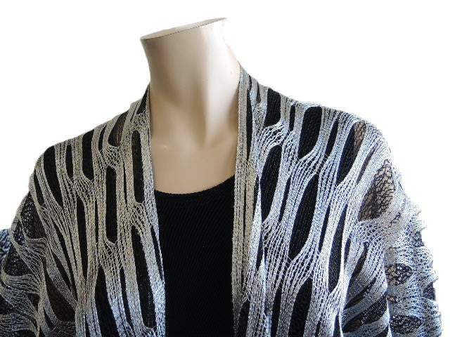 Ivy's Shawl (Black or Silver)