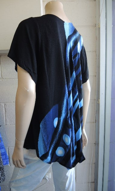 Black & Blue Crinkle Rayon Top