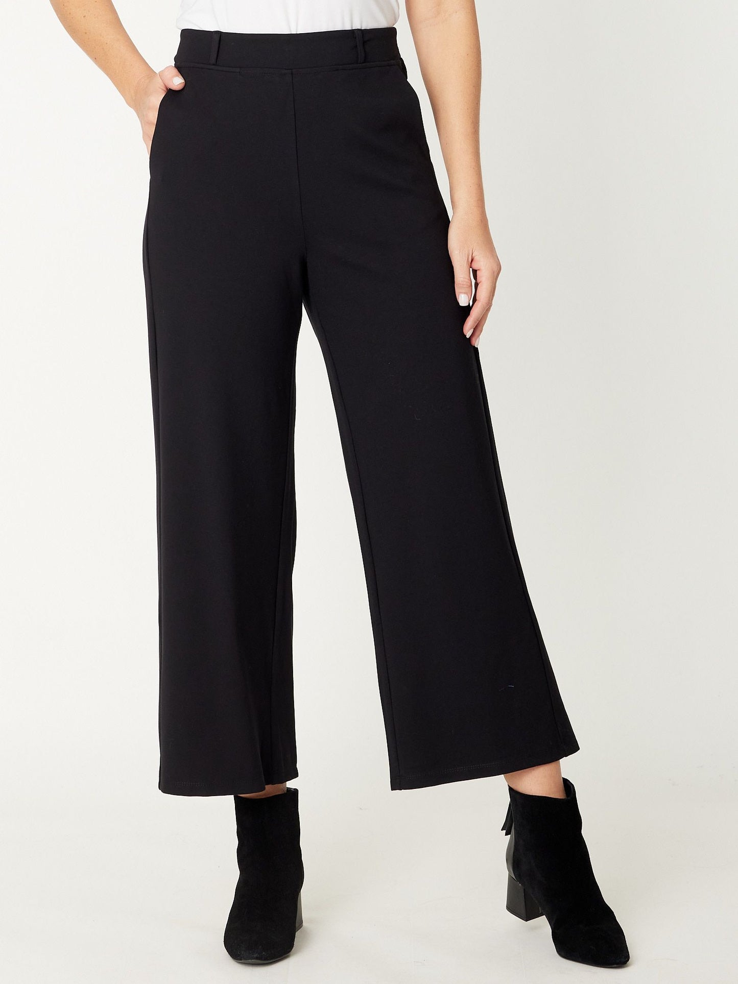 Cordelia St Classic Crop Leg Pant