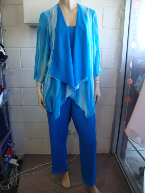 Eve Hunter Pant Suit