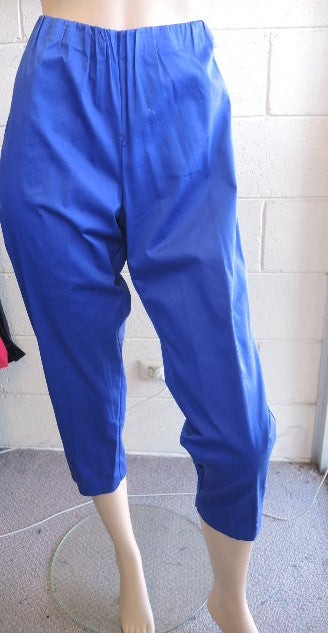 Swish Cotton Blend Stretch 3/4 Pant (Pink or Blue)